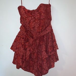 Red lace tube romper